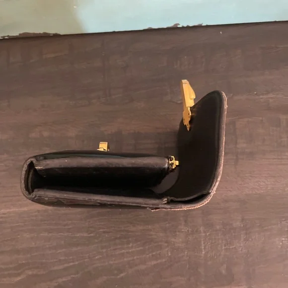 Louis Vuitton Patent Mono Compact Wallet - Picture 11 of 15